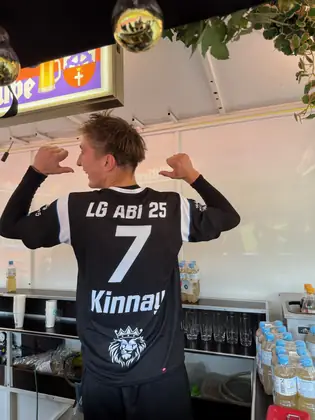 Spieler mit dem Trikot des Abi-Jahrgangs